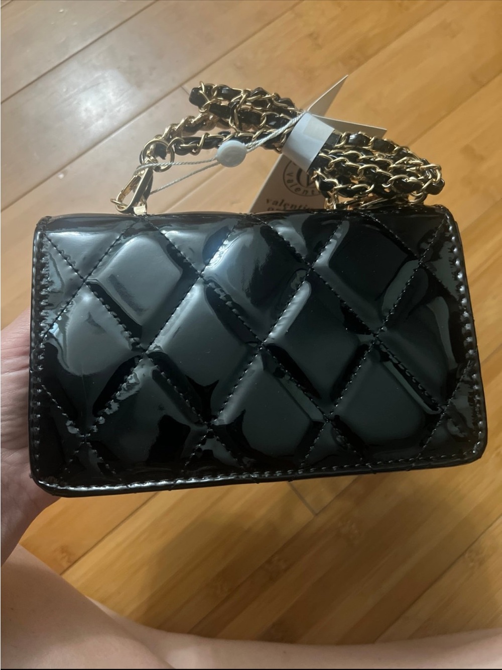 Valentino - Picture 2 of 4